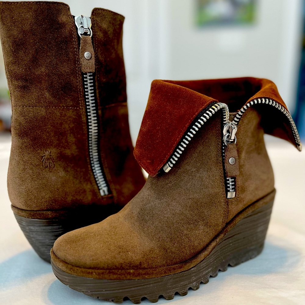 Fly London YULU252FLY Suede Wedge Ankle Zip Boots Size 39